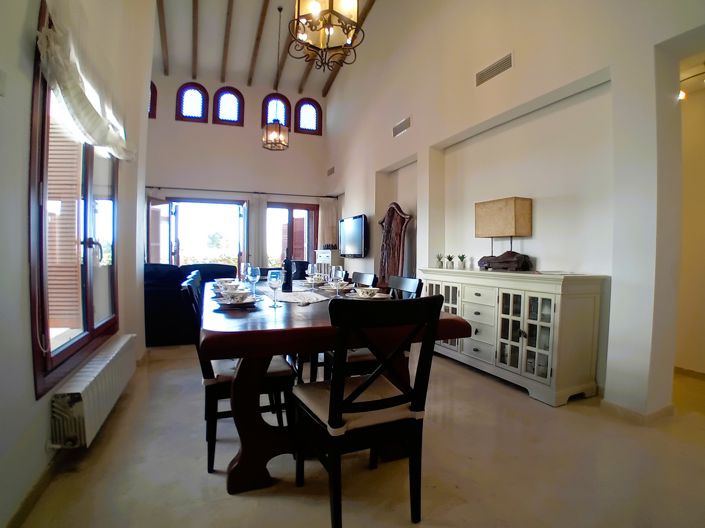 Image No.4-4 Bed Villa for sale