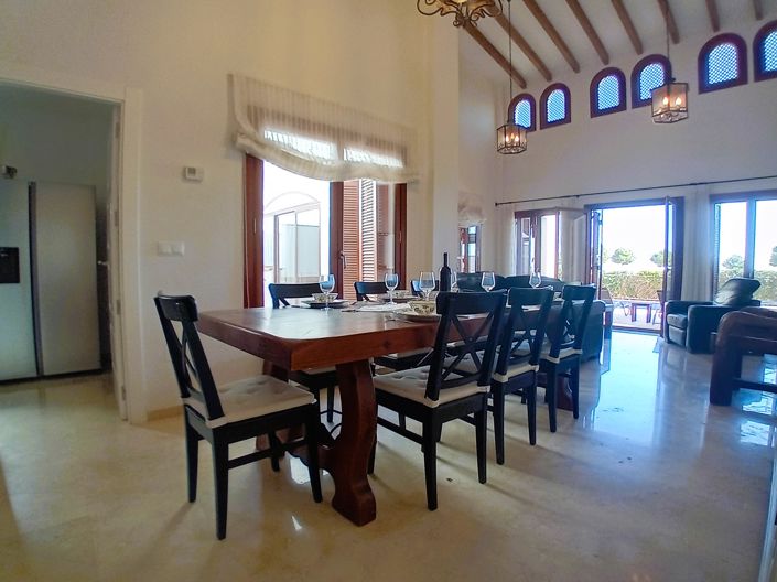 Image No.5-4 Bed Villa for sale