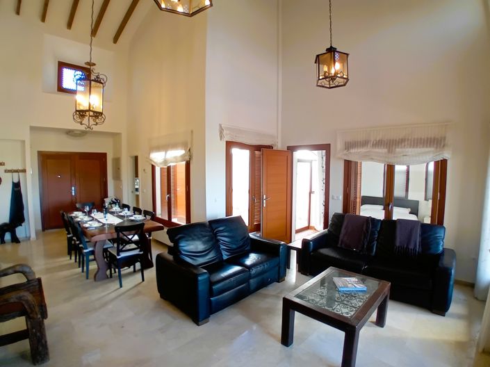 Image No.8-4 Bed Villa for sale