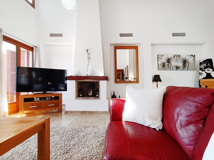 Image No.19-3 Bed Villa for sale