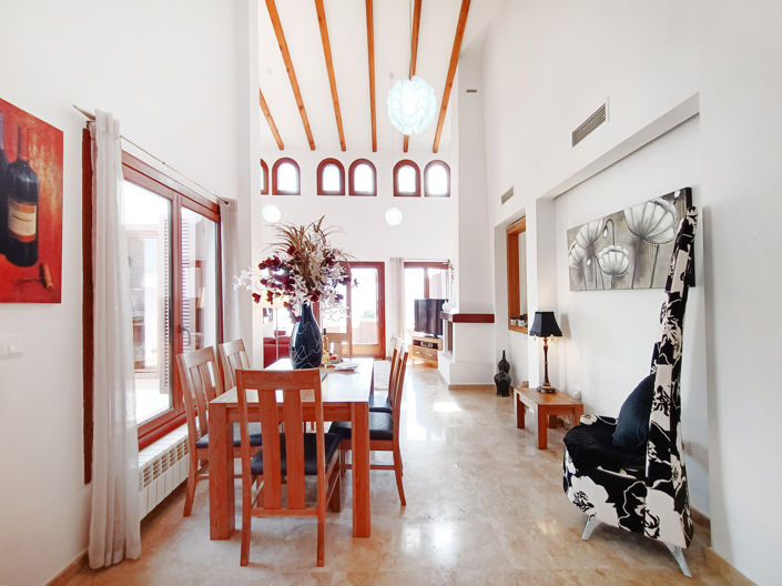 Image No.27-3 Bed Villa for sale