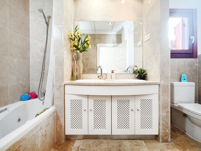 Image No.48-3 Bed Villa for sale