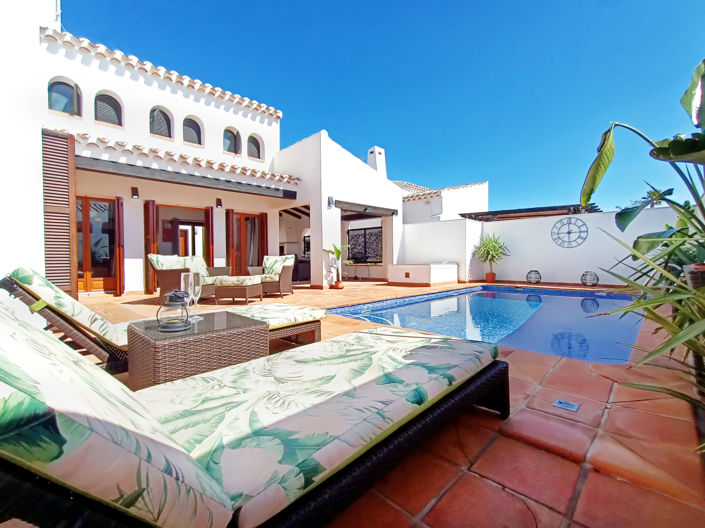 Image No.7-3 Bed Villa for sale