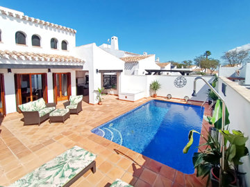 casacreativesunsurehubelvalle-blenda-villapoo