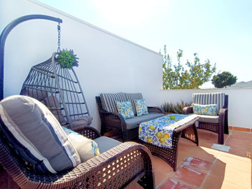 casacreativesunsurehubelvalle-ruby19-villapat