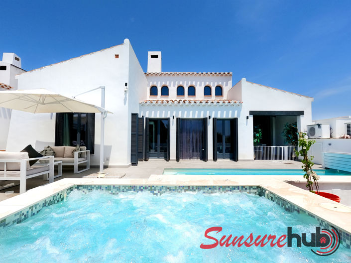 Image No.32-4 Bed Villa / Detached for sale
