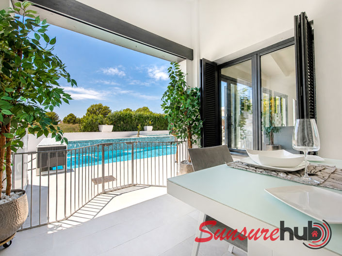 Image No.35-4 Bed Villa / Detached for sale