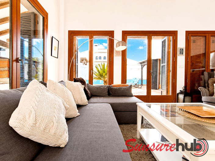 Image No.13-3 Bed Property for sale