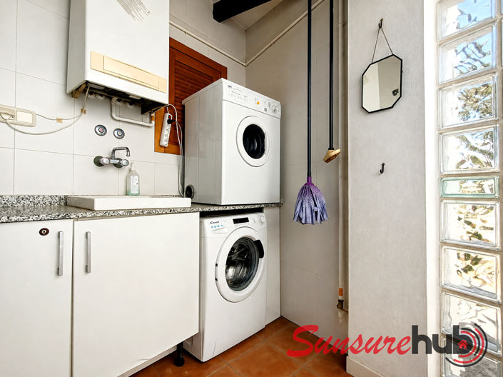 Image No.18-3 Bed Property for sale