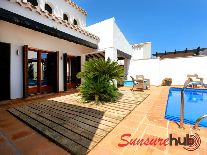 Image No.35-3 Bed Property for sale