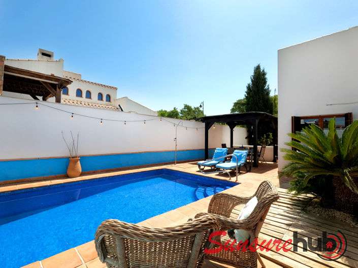 Image No.41-3 Bed Property for sale