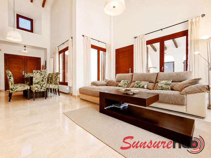 Image No.7-3 Bed Property for sale