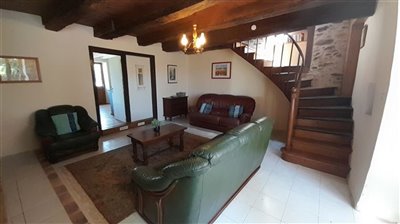 propertyimage1mo40rn2l820230909062631