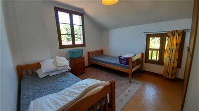 propertyimage1kjbdyzgb920230909062649
