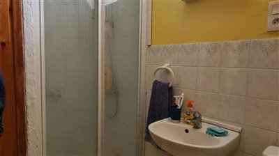 propertyimage1mh71iw9tl20230928061053