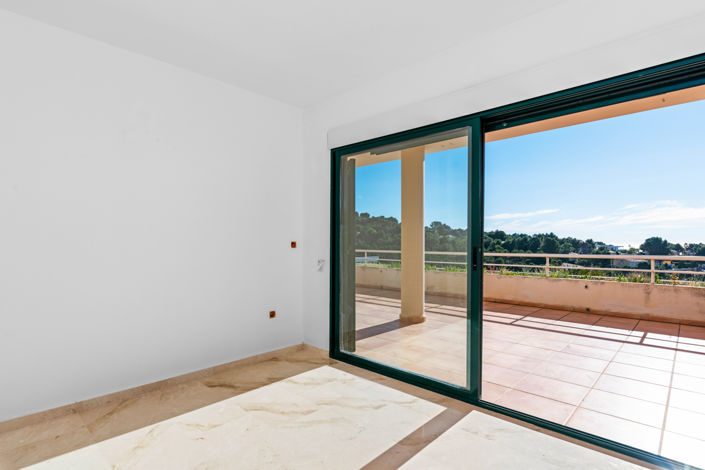 Image No.13-2 Bed Apartment for sale