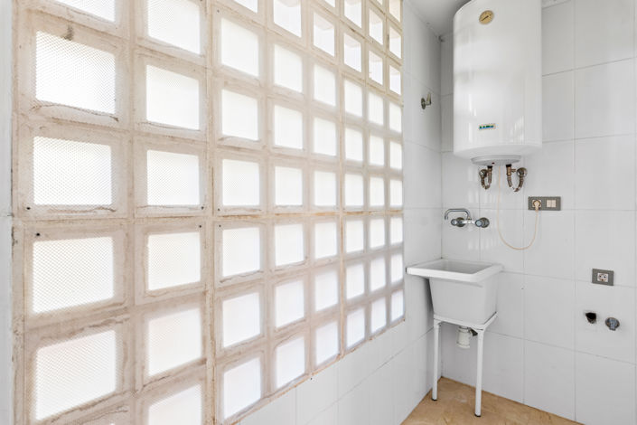 Image No.17-2 Bed Apartment for sale