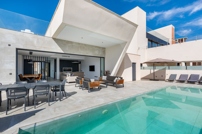 Image No.3-5 Bed Villa for sale