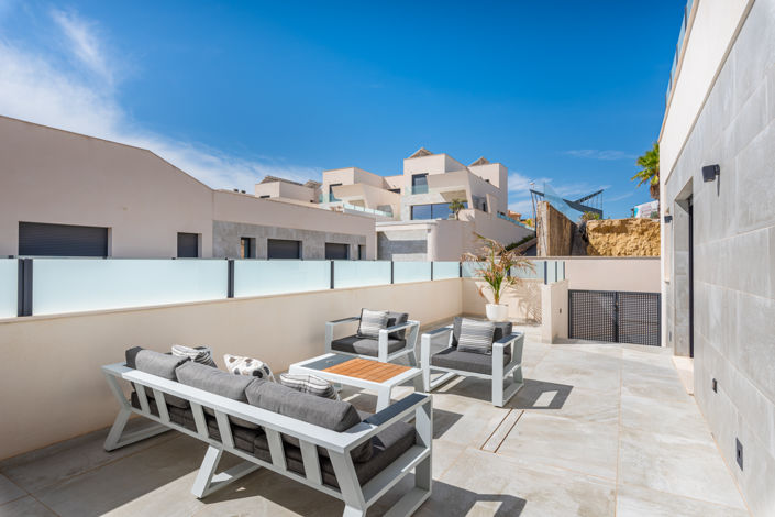 Image No.49-5 Bed Villa for sale