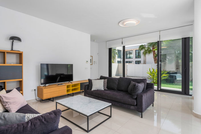 Image No.4-4 Bed Villa for sale