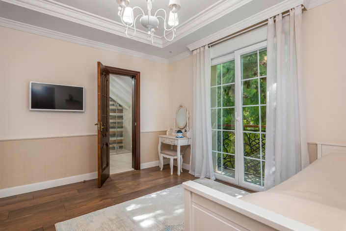 Image No.39-5 Bed Villa for sale