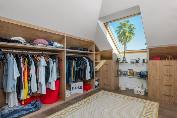 Image No.41-5 Bed Villa for sale