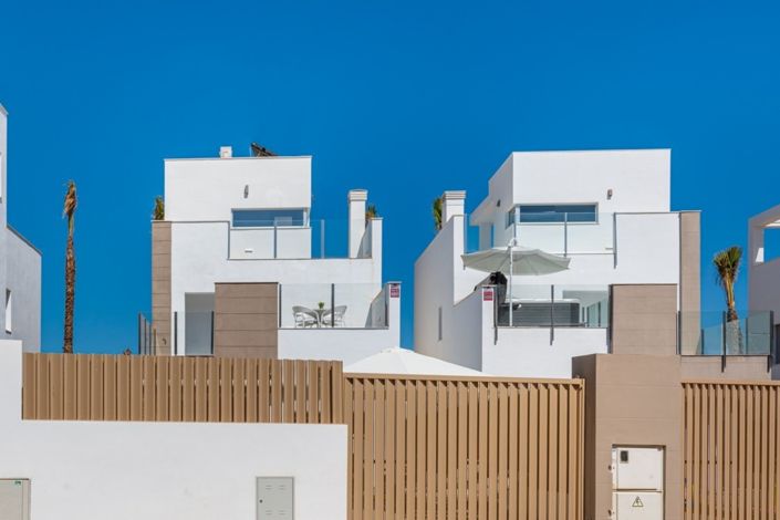 Image No.30-3 Bed Villa for sale