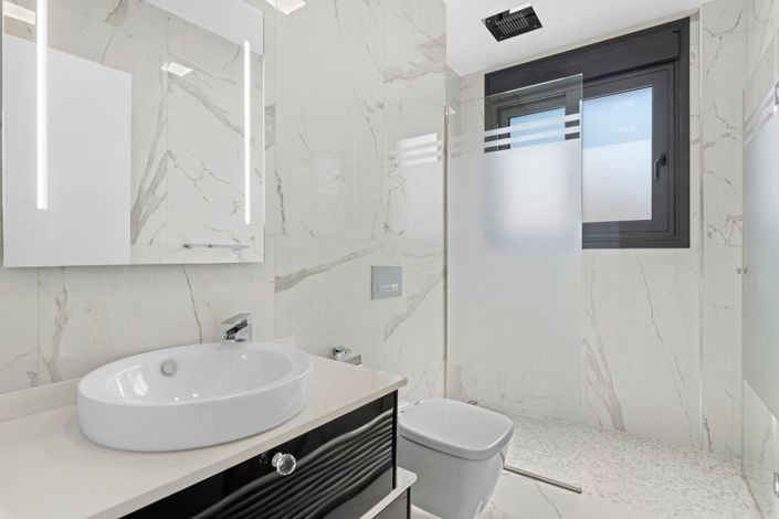 Image No.21-5 Bed Villa for sale