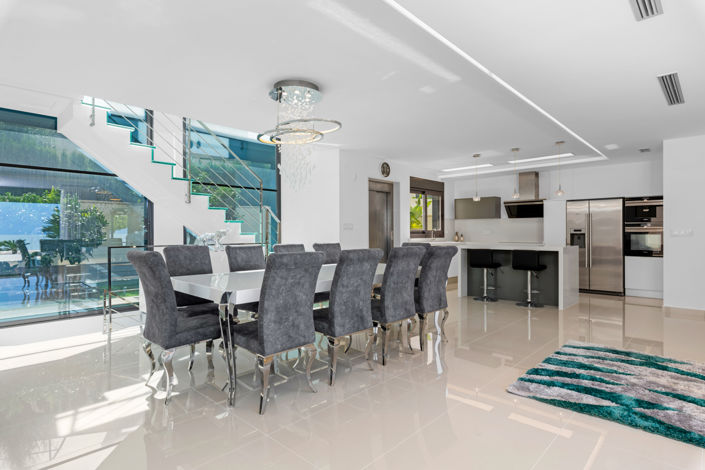 Image No.4-5 Bed Villa for sale