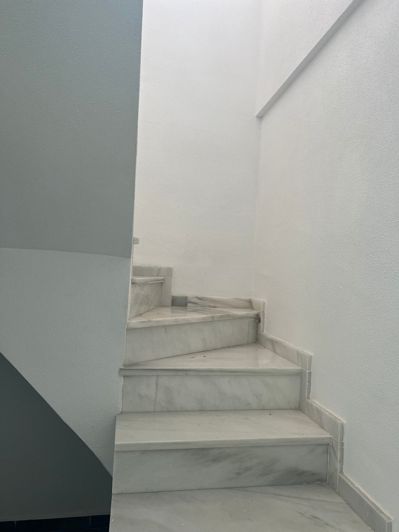 Image No.19-3 Bed Apartment for sale