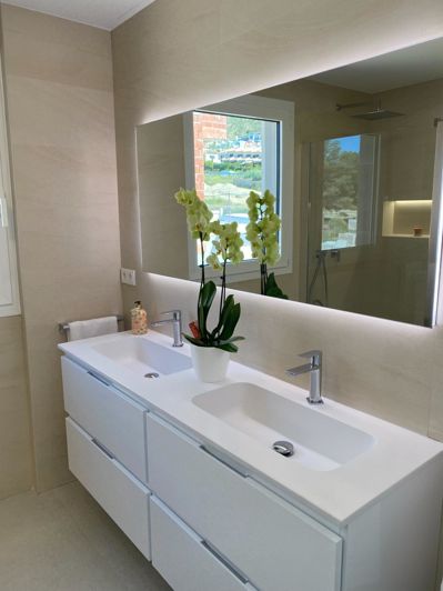 Image No.28-3 Bed Villa for sale