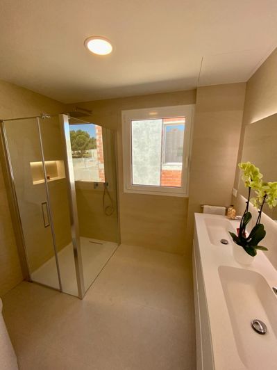 Image No.29-3 Bed Villa for sale