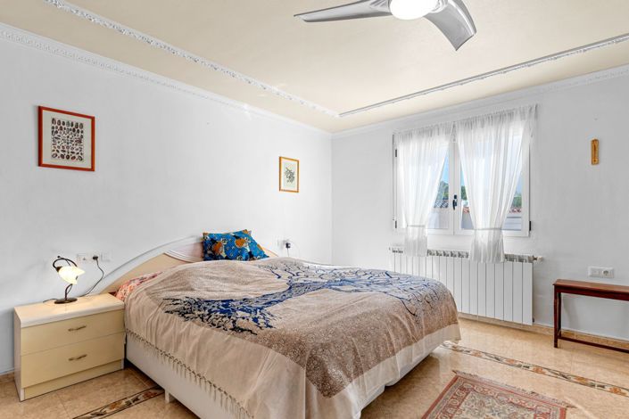 Image No.42-4 Bed Villa for sale