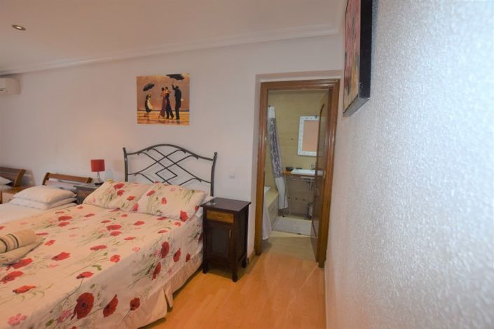 Image No.17-5 Bed Villa for sale