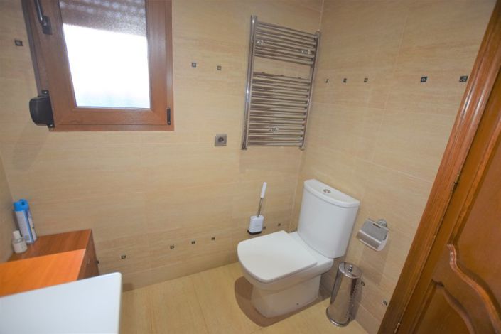 Image No.20-5 Bed Villa for sale