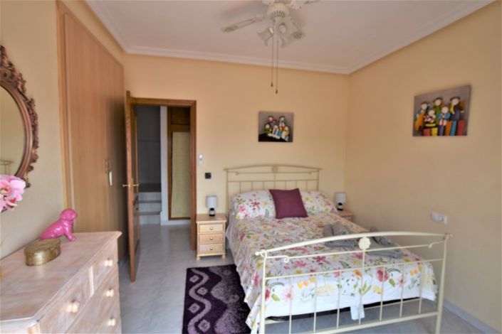 Image No.30-5 Bed Villa for sale