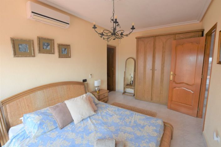 Image No.37-5 Bed Villa for sale