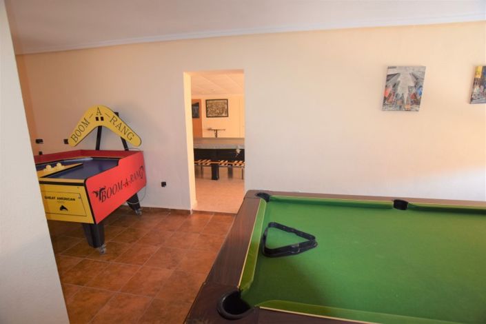 Image No.50-5 Bed Villa for sale