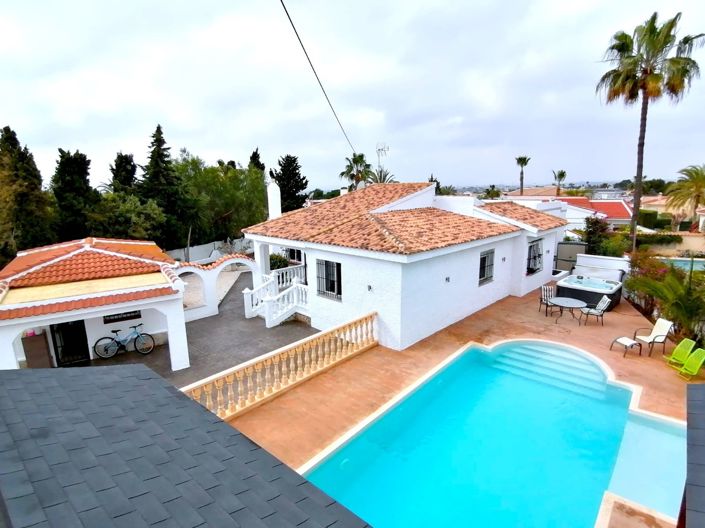 Image No.4-3 Bed Villa for sale