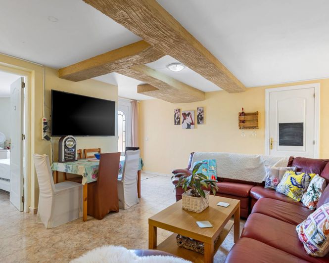 Image No.19-6 Bed Villa for sale