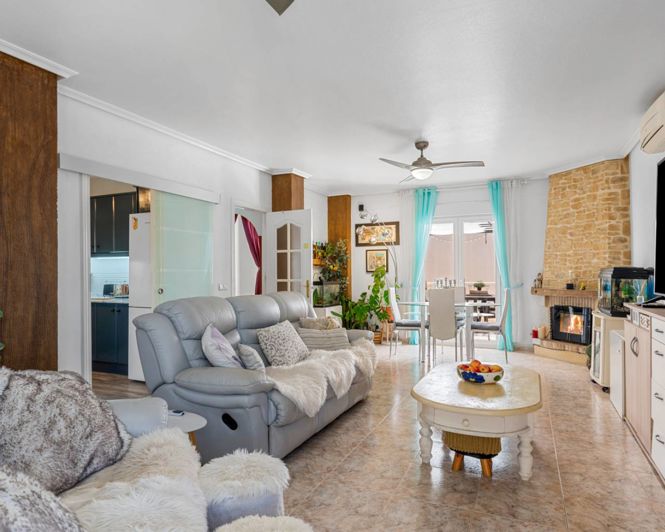 Image No.8-6 Bed Villa for sale