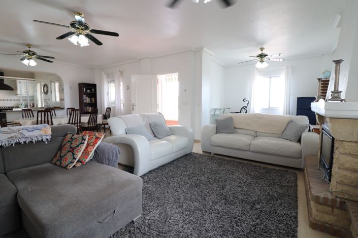 Image No.13-4 Bed Villa for sale