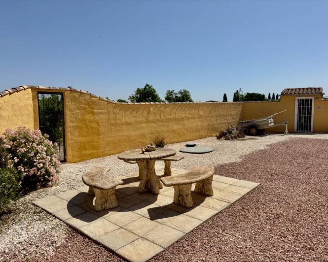 Image No.14-3 Bed Country Property for sale