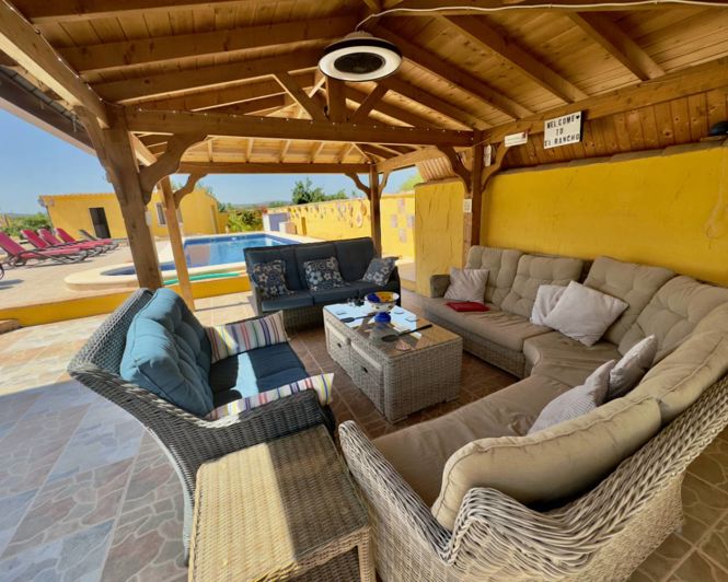 Image No.17-3 Bed Country Property for sale