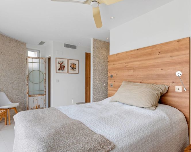 Image No.22-4 Bed Villa for sale