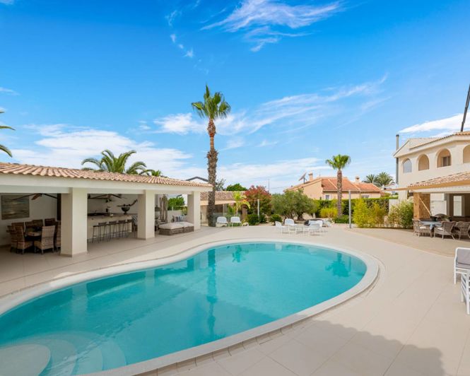 Image No.37-4 Bed Villa for sale