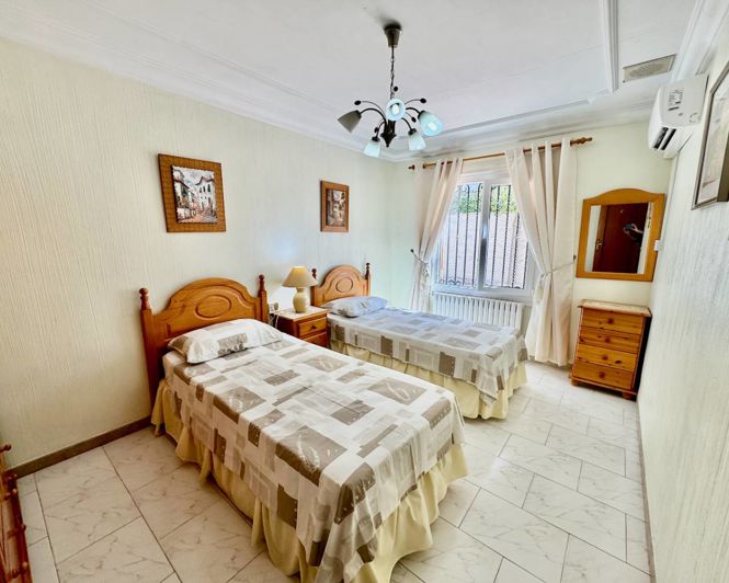 Image No.12-8 Bed Country Property for sale