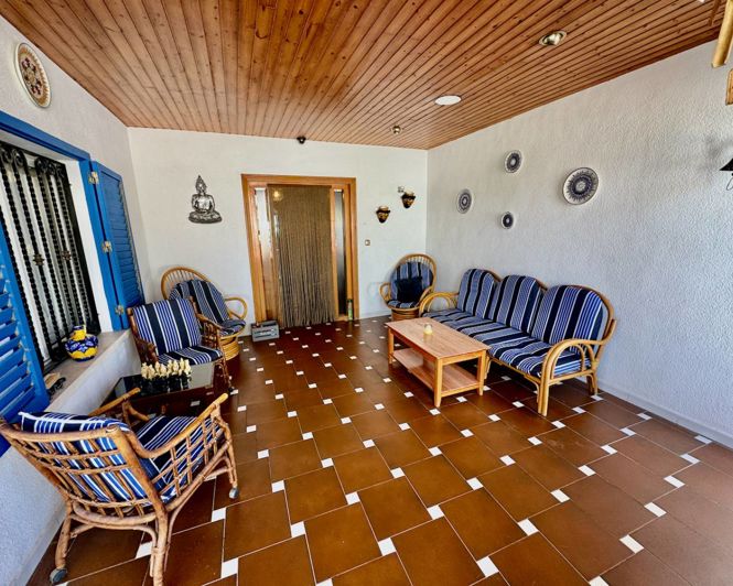 Image No.2-Propriété de pays de 8 chambres à vendre à Castalla