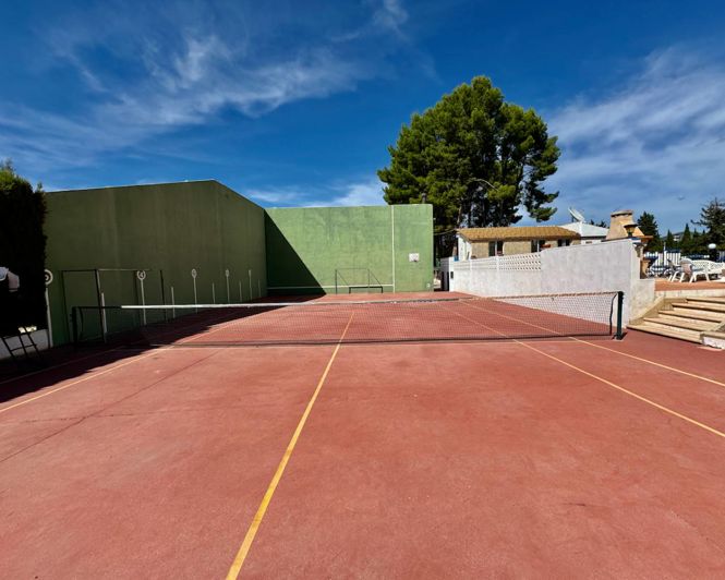 Image No.34-8 Bed Country Property for sale