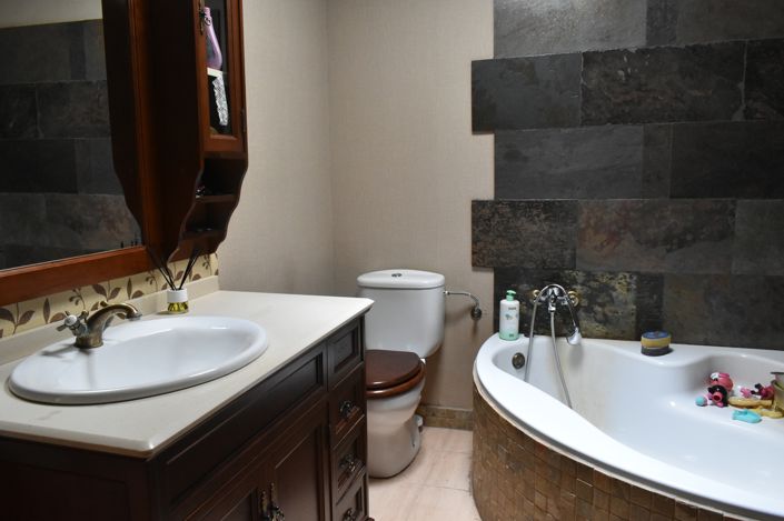 Image No.20-3 Bed Villa for sale